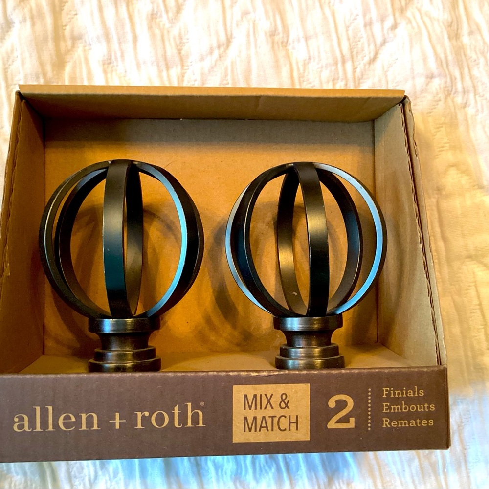 NIB ALLEN & ROTH PAIR FINIALS